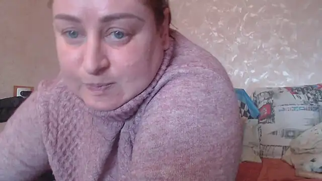 Amy August online show from 03.20.25