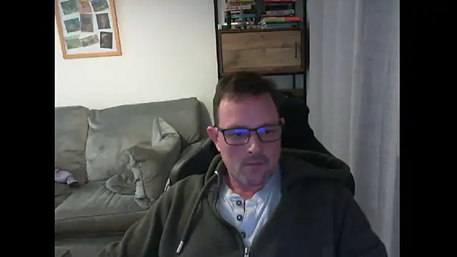 Snapshot of ZebedeePirate chatting on 01.31.25 ZebedeePirate online show from 01.31.25