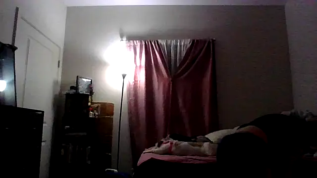 Snapshot of tmmcmannus chatting on 06.14.26 tmmcmannus online show from 06.14.26