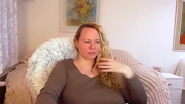 Sarah4you online show from 02.15.25