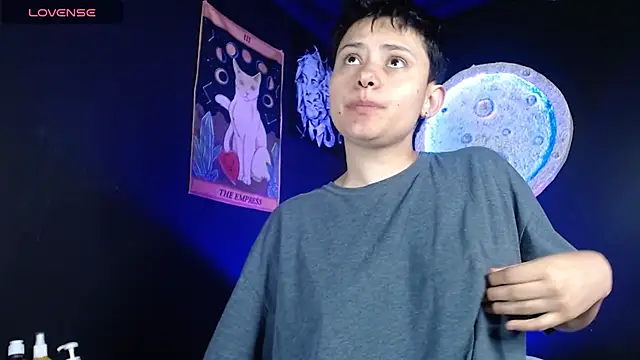 girl intense444 online show from 12.02.25