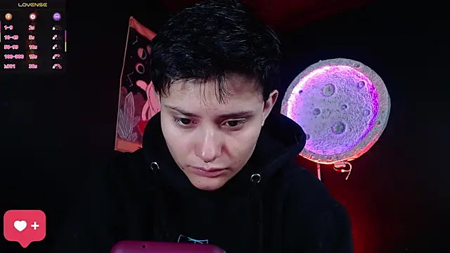 girl intense444 online show from 04.10.26