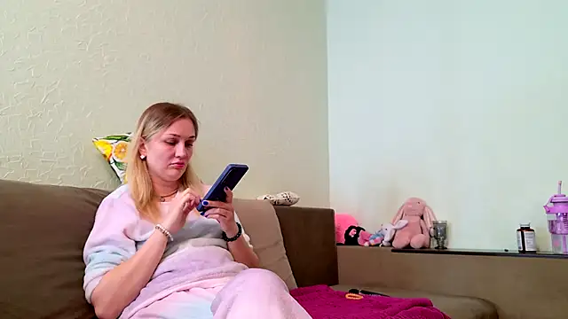 ModelEva online show from 05.28.26