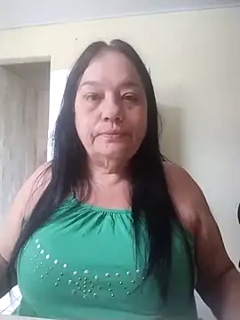 Snapshot of catdool chatting on 09.27.25 catdool online show from 09.27.25