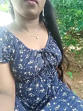 Dhiyapink online show from 11.06.25