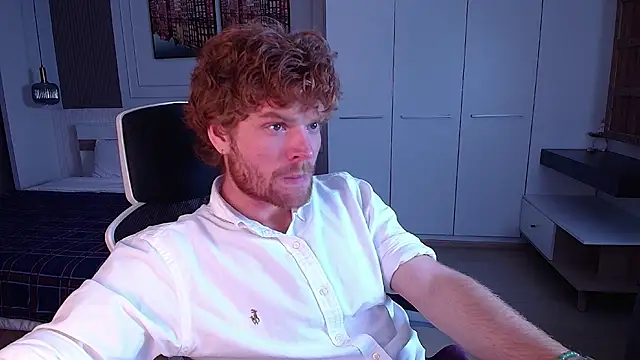 kinkypumpkinboy online show from 03.15.26