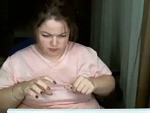 Snapshot of cute__cherry chatting on 01.15.26 cute cherry online show from 01.15.26