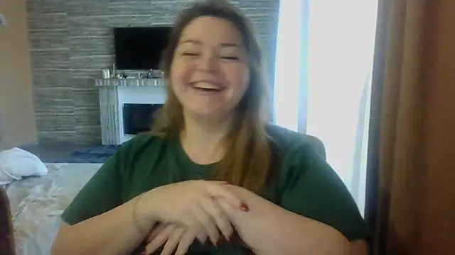 Snapshot of cute__cherry chatting on 04.06.26 cute cherry online show from 04.06.26