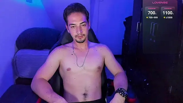 Snapshot of Alex_smith00 chatting on 01.19.25 Alex smith00 online show from 01.19.25