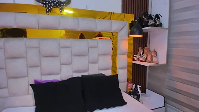 Snapshot of bigass_monic chatting on 03.07.25 bigass monic online show from 03.07.25