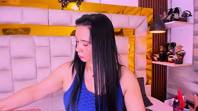 bigass monic online show from 01.12.26