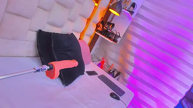 bigass monic online show from 02.14.26