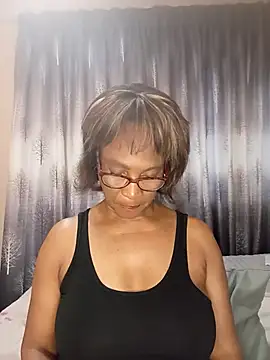 Hotgrannyx online show from 12.19.25