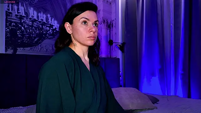 Snapshot of SofiaFoster_ chatting on 01.08.25 SofiaFoster online show from 01.08.25