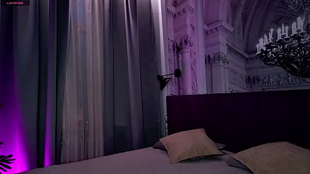 Snapshot of SofiaFoster_ chatting on 01.10.25 SofiaFoster online show from 01.10.25