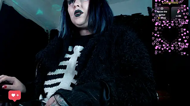 Psychobitch7 online show from 03.31.26