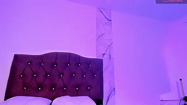 alysson 18 online show from 11.11.25