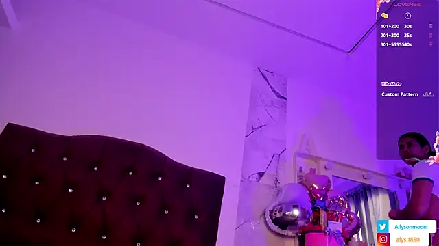 alysson 18 online show from 02.12.26