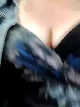 Snapshot of TopsyWilde chatting on 01.30.25 TopsyWilde online show from 01.30.25