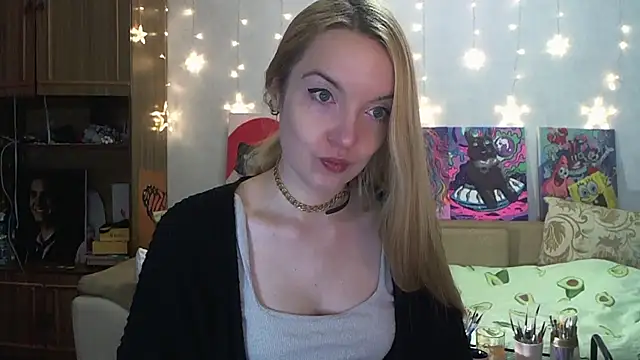 Snapshot of SecretSophia chatting on 12.04.24 SecretSophia online show from 12.04.24