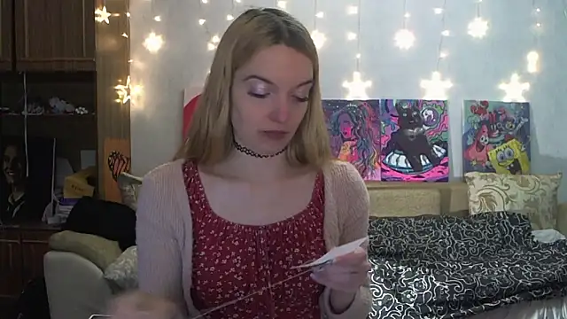 Snapshot of SecretSophia chatting on 12.23.24 SecretSophia online show from 12.23.24