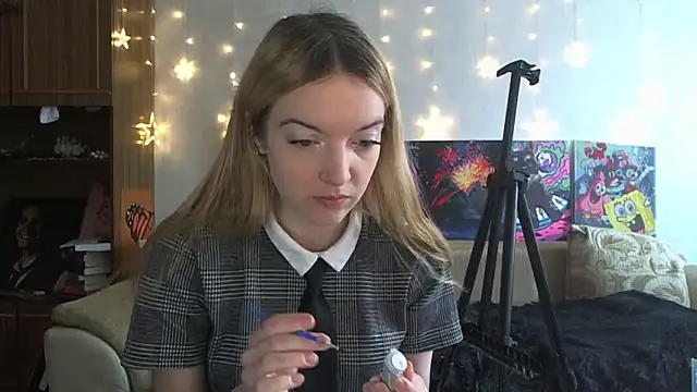 Snapshot of SecretSophia chatting on 02.11.25 SecretSophia online show from 02.11.25