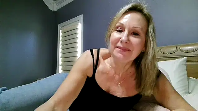 Snapshot of Lisaisluscious chatting on 07.11.26 Lisaisluscious online show from 07.11.26