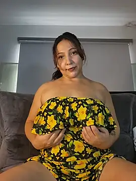 VickyHoult online show from 02.11.26