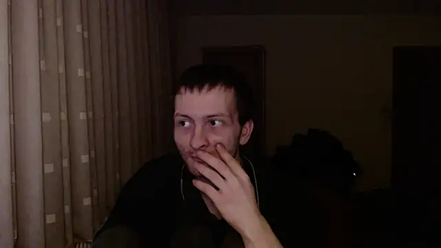 Snapshot of sexymann92 chatting on 12.24.24 sexymann92 online show from 12.24.24