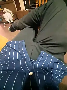 Snapshot of raji9290 chatting on 02.19.25 raji9290 online show from 02.19.25