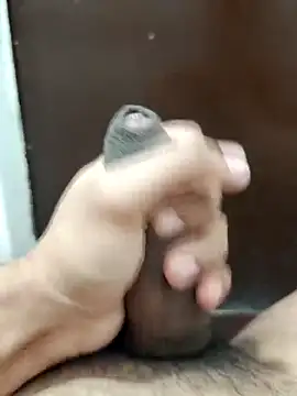 Snapshot of Deluxe_dick chatting on 02.17.26 Deluxe dick online show from 02.17.26