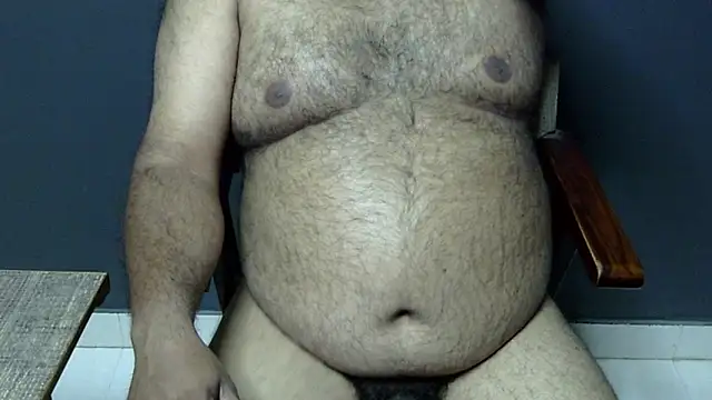 hairysubcub 70 online show from 03.20.25