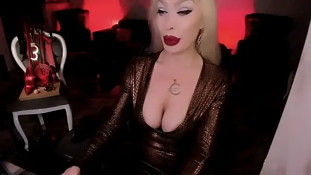 Snapshot of GreedyFinDom chatting on 12.18.25 GreedyFinDom online show from 12.18.25