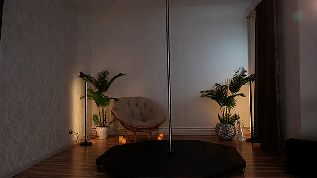 KittyCaitlin online show from 03.23.26