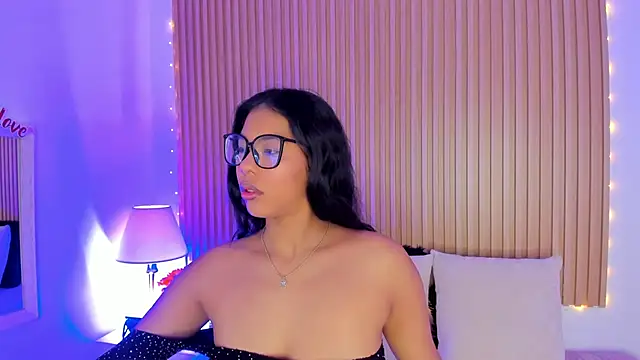 GenesisRuiz online show from 02.25.25