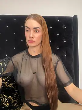 Snapshot of SofiaCarter chatting on 12.16.24 SofiaCarter online show from 12.16.24