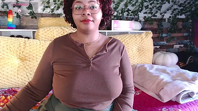 Snapshot of -khayaparker chatting on 01.20.25 -khayaparker online show from 01.20.25