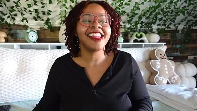 Snapshot of -khayaparker chatting on 03.03.25 -khayaparker online show from 03.03.25