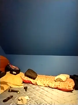 Snapshot of MirthildaVenza chatting on 10.30.25 MirthildaVenza online show from 10.30.25