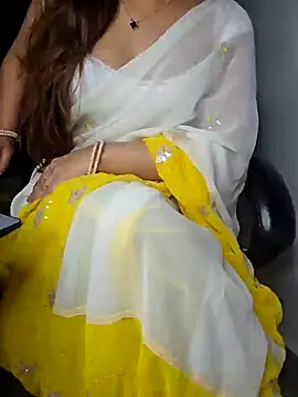 Snapshot of aliyaah_singh chatting on 01.28.25 aliyaah singh online show from 01.28.25