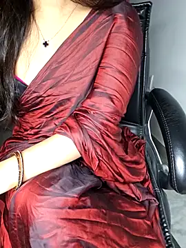 Snapshot of aliyaah_singh chatting on 11.19.25 aliyaah singh online show from 11.19.25