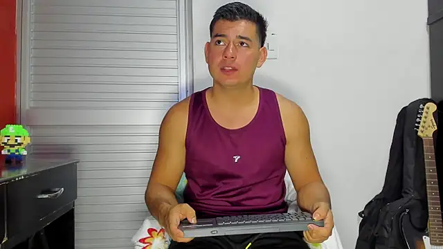 Snapshot of VincentSavage chatting on 02.07.26 VincentSavage online show from 02.07.26