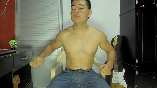 Snapshot of VincentSavage chatting on 02.13.26 VincentSavage online show from 02.13.26