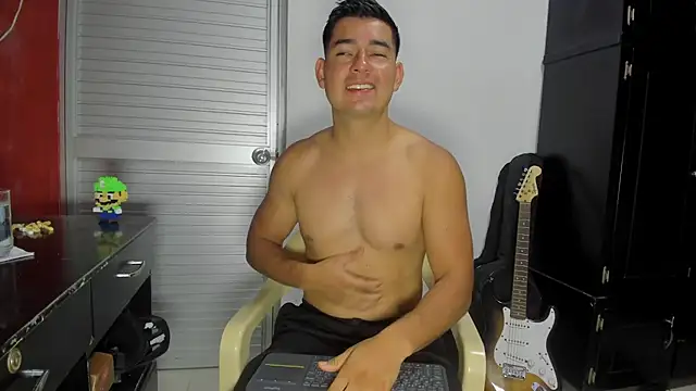 Snapshot of VincentSavage chatting on 02.16.26 VincentSavage online show from 02.16.26