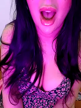 Snapshot of Queen_sousou chatting on 06.14.26 Queen sousou online show from 06.14.26