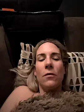 NaomiAndFriends online show from 12.02.25