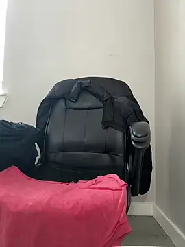 Snapshot of DancingLemonade chatting on 02.11.26 DancingLemonade online show from 02.11.26