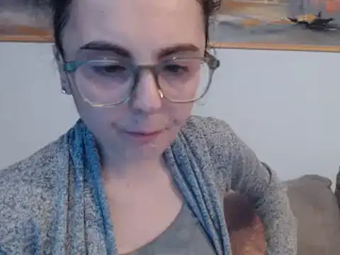 Snapshot of cleophee chatting on 02.26.25 cleophee online show from 02.26.25