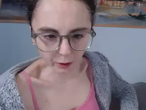 Snapshot of cleophee chatting on 03.16.25 cleophee online show from 03.16.25