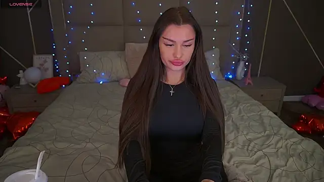 Snapshot of MadissonSoft chatting on 02.21.26 MadissonSoft online show from 02.21.26